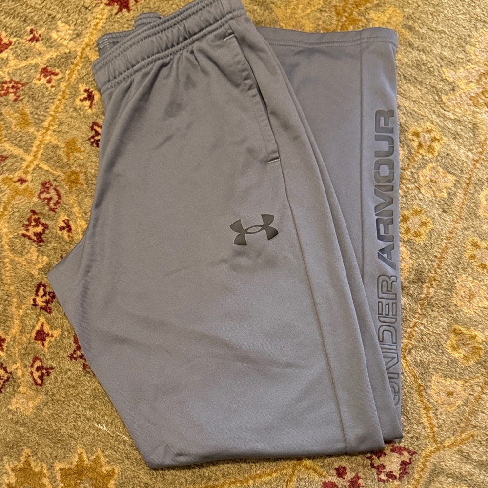 Under Armour Boys XL Charcoal Athletic Pants